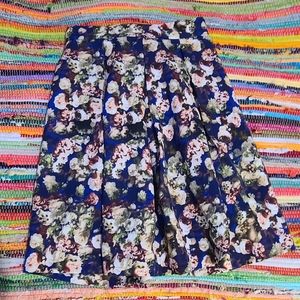 Floral Skirt size Large